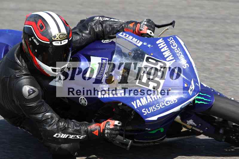 /44 09.08.2025 Plüss Moto Sport ADR/Freies Fahren/599